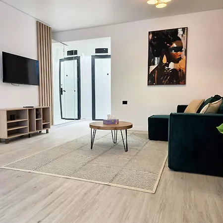 No 907b White Titanic By Endless Summer - Premium Sea View Apartment *